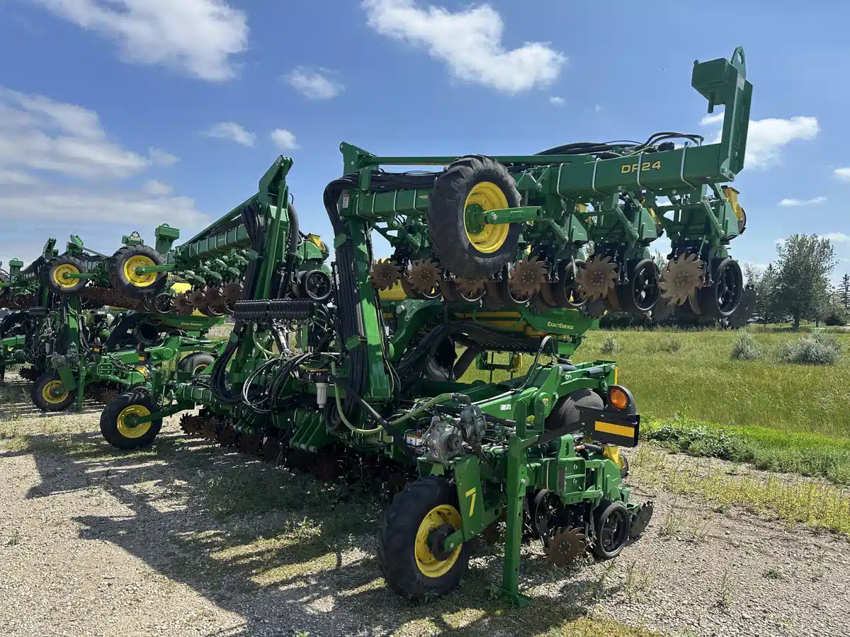 Gallery image 2 for Used 2025 John Deere DR24 Planter