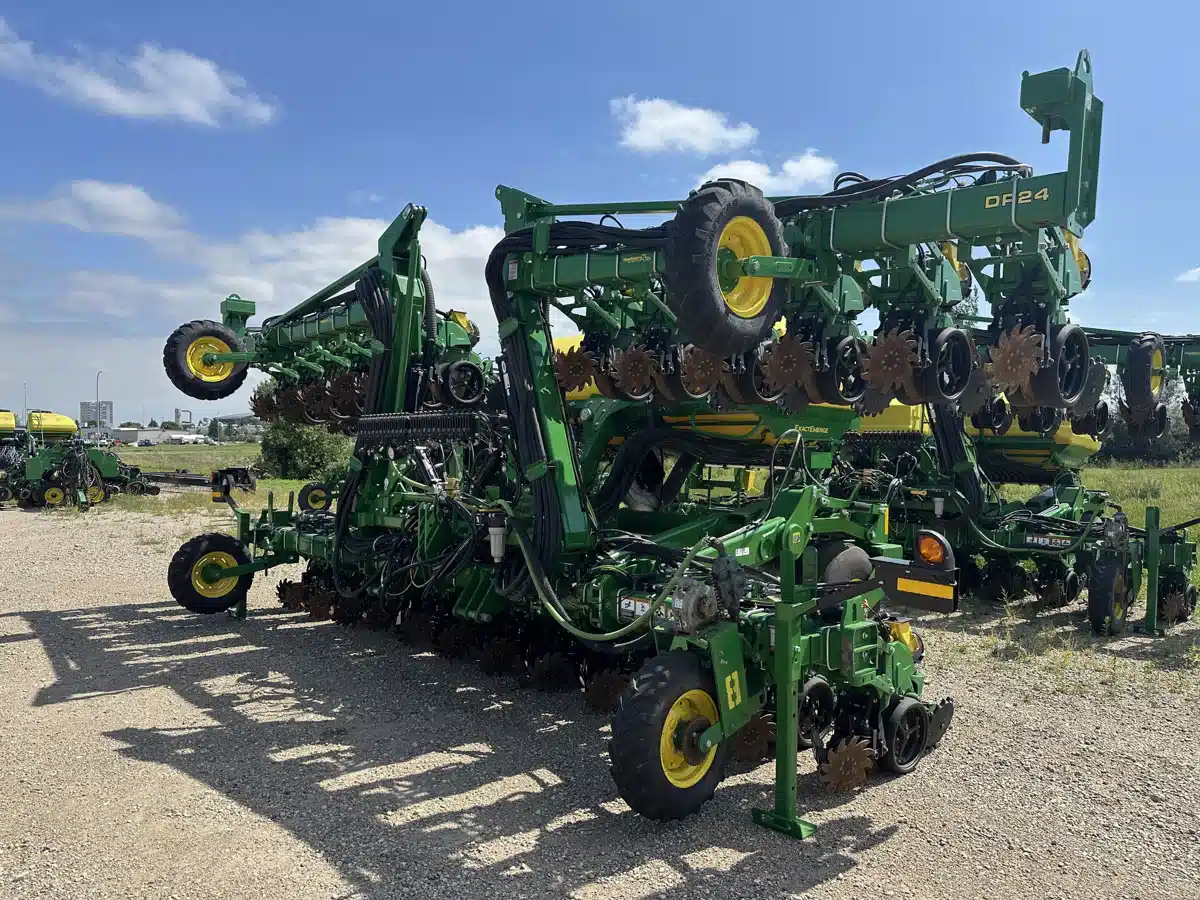 Gallery image 2 for Used 2025 John Deere DR24 Planter
