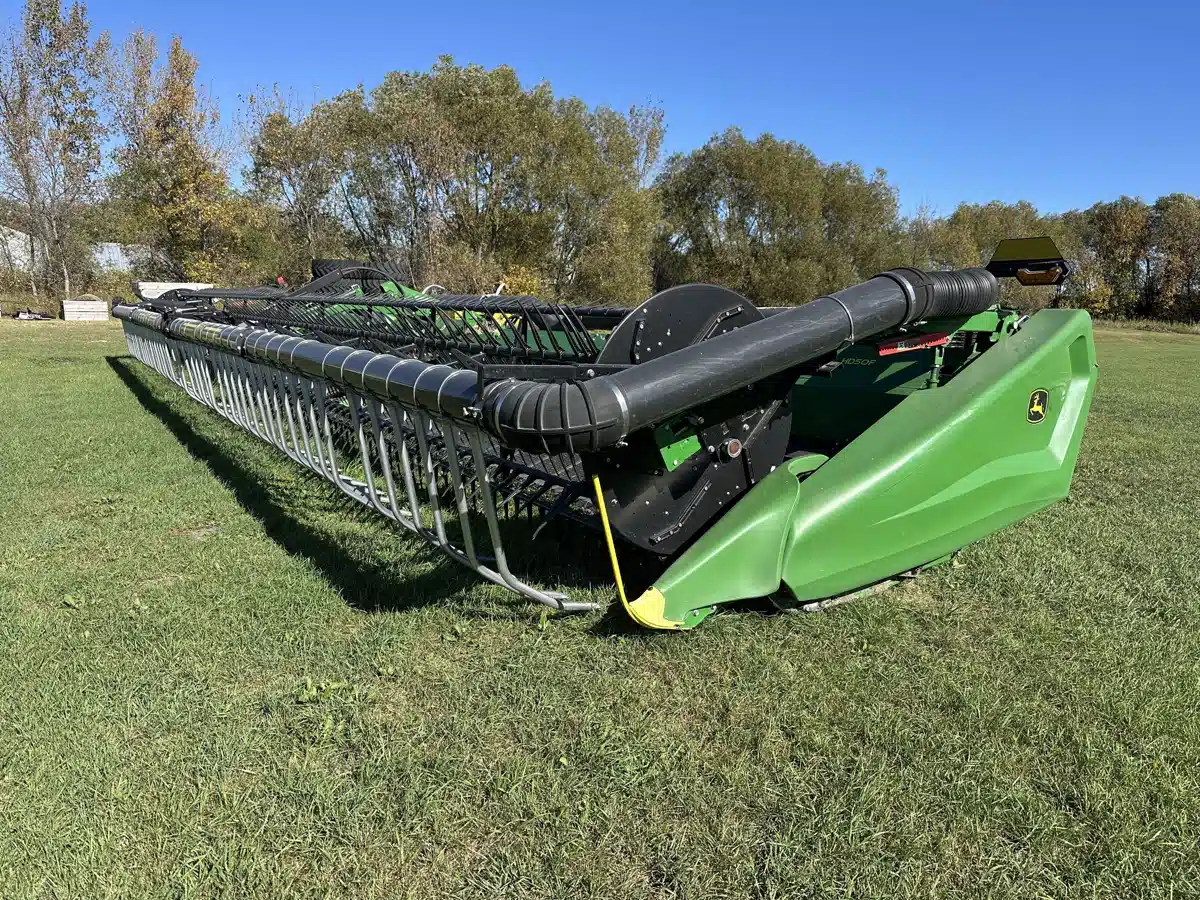Gallery image 1 for Used 2024 John Deere HD50F Header - Flex