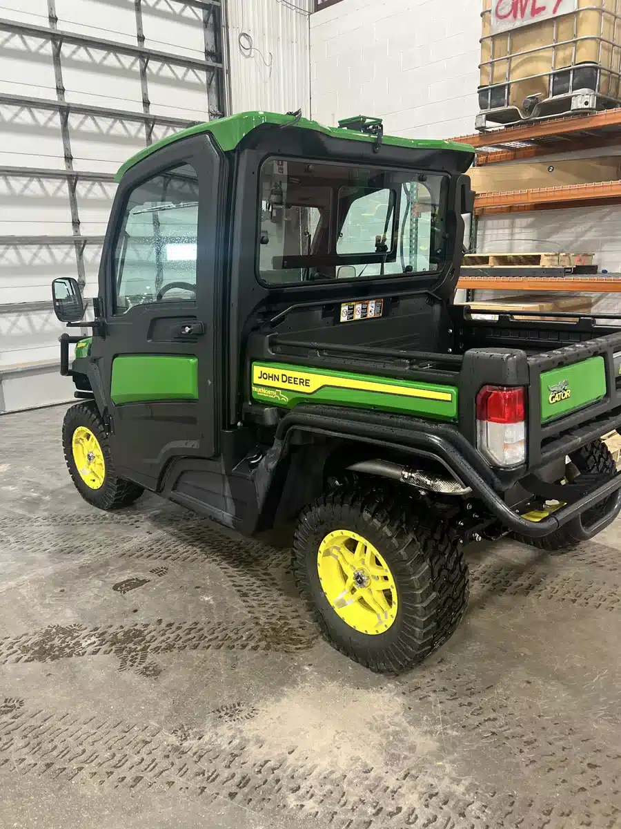Gallery image 2 for Used 2024 John Deere XUV 835R Signature AutoTrac Ready ATV