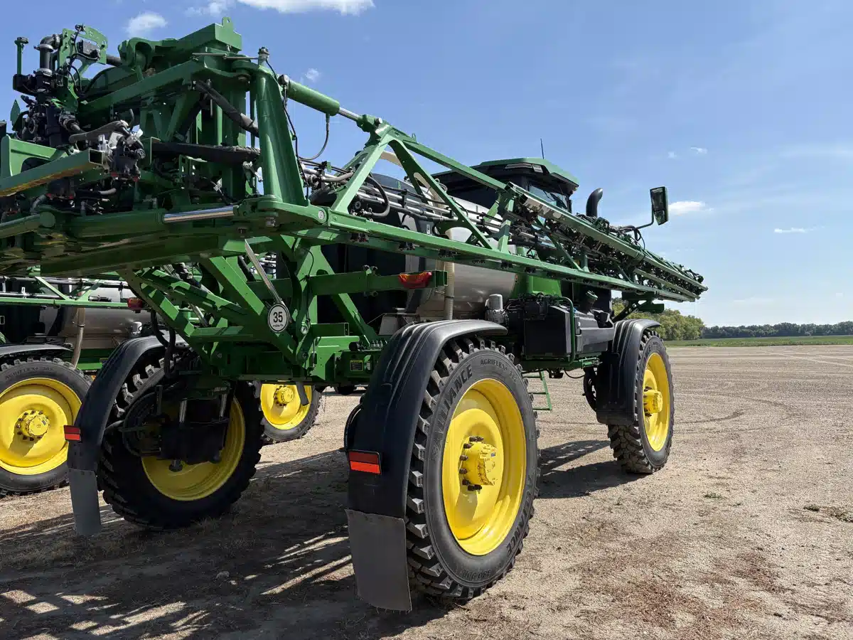 Gallery image 2 for Used 2023 John Deere 410R Sprayer - Self Propelled