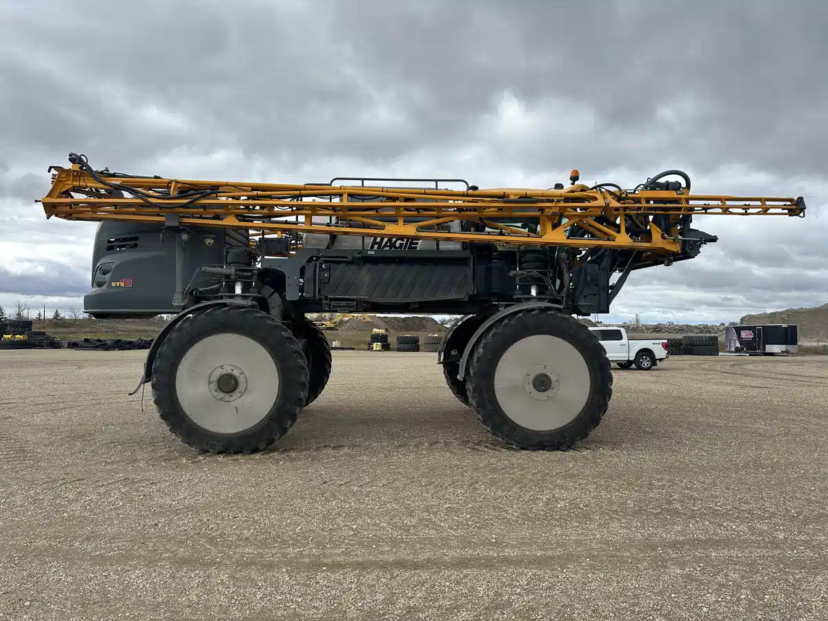 Gallery image 2 for Used 2017 Hagie STS 16 Sprayer - Self Propelled