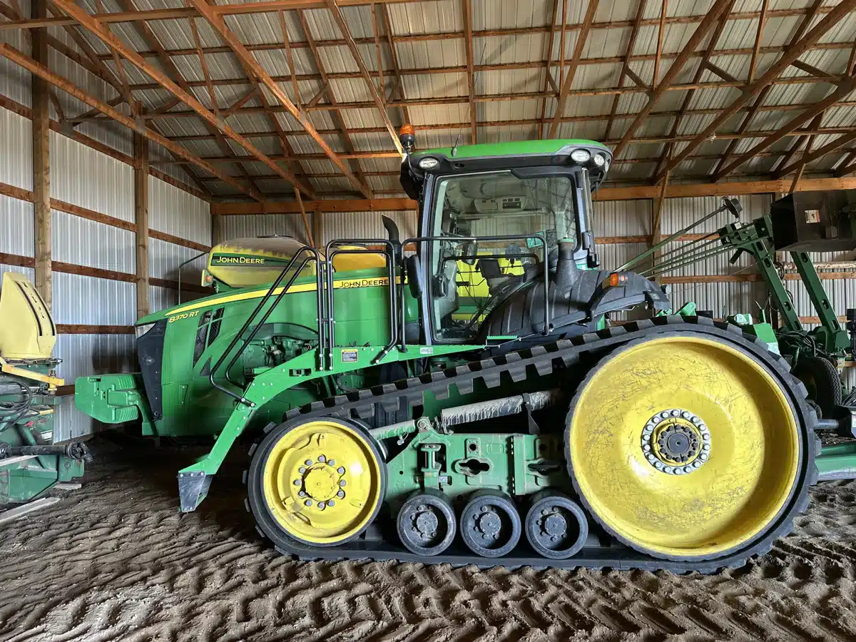 Gallery image 1 for Used 2016 John Deere 8370RT Tractor