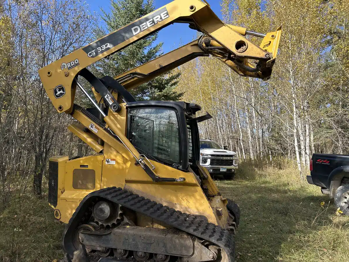Gallery image 1 for Used 2007 John Deere CT332 Track Loader
