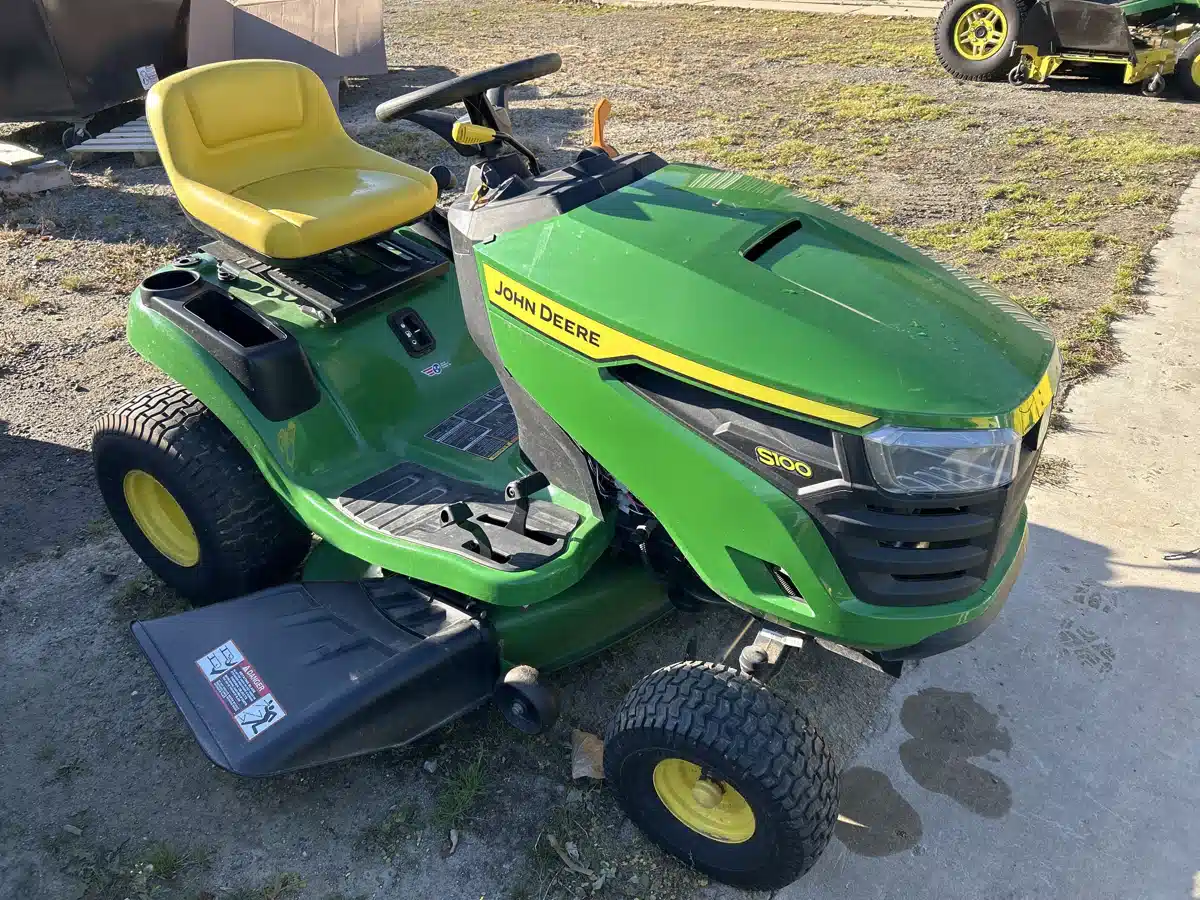 Gallery image 2 for Used 2023 John Deere S100 Lawn Tractor