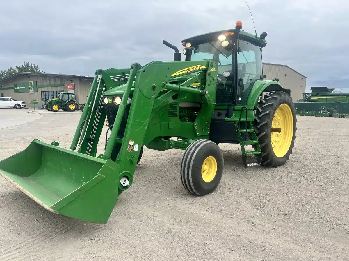 Gallery image 1 for 2010 John Deere 7630 Tractor
