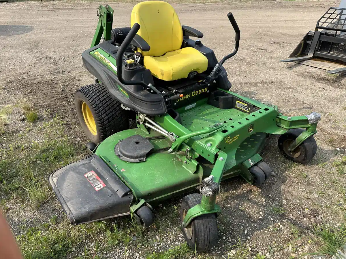 Gallery image 2 for 2016 John Deere Z950M Warren Lot Mower 2025 Mower - Zero Turn