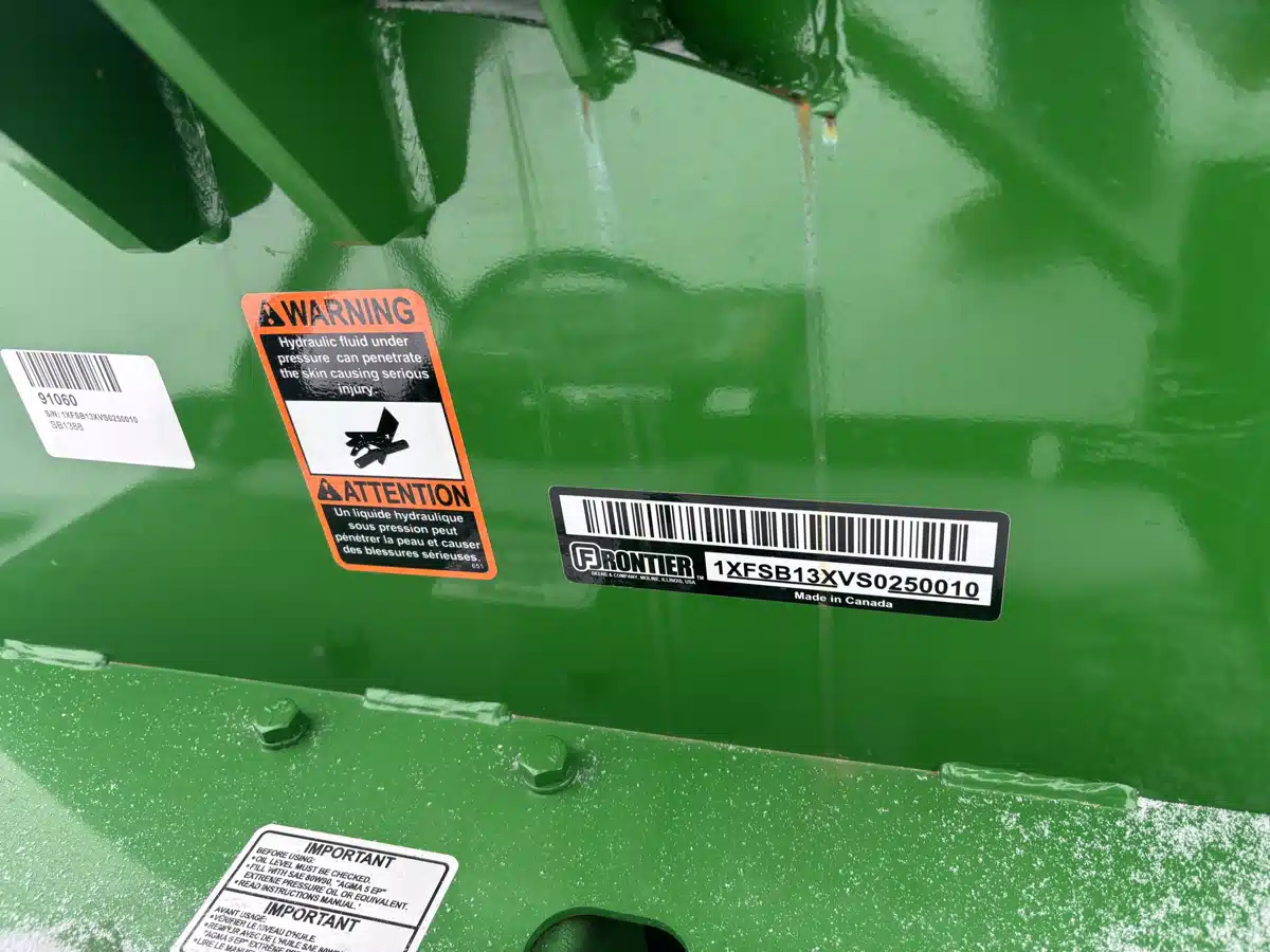 Gallery image 2 for 2025 Frontier SB1388 Snow Blower