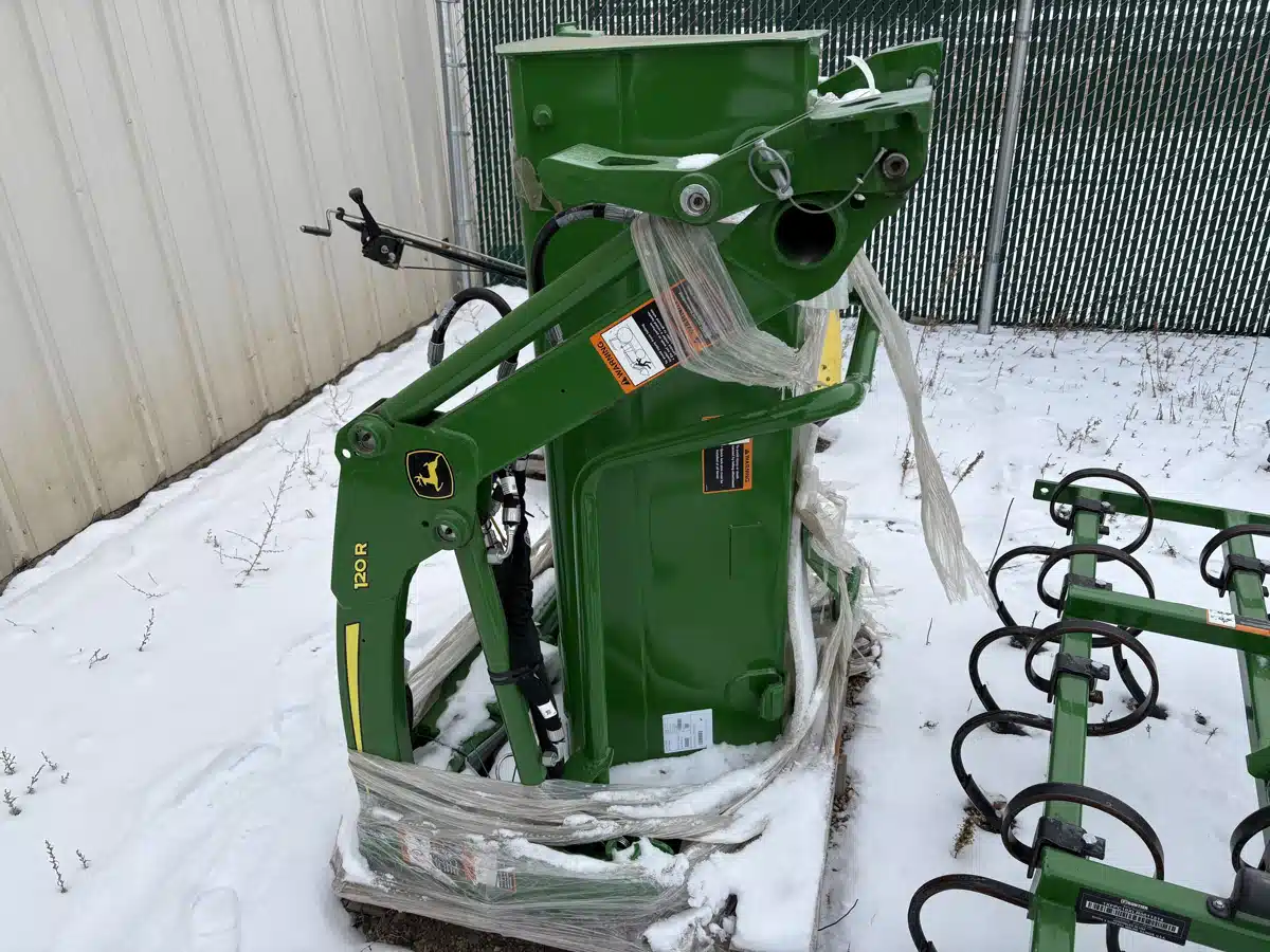 Gallery image 1 for 2025 John Deere 120R Attachment
