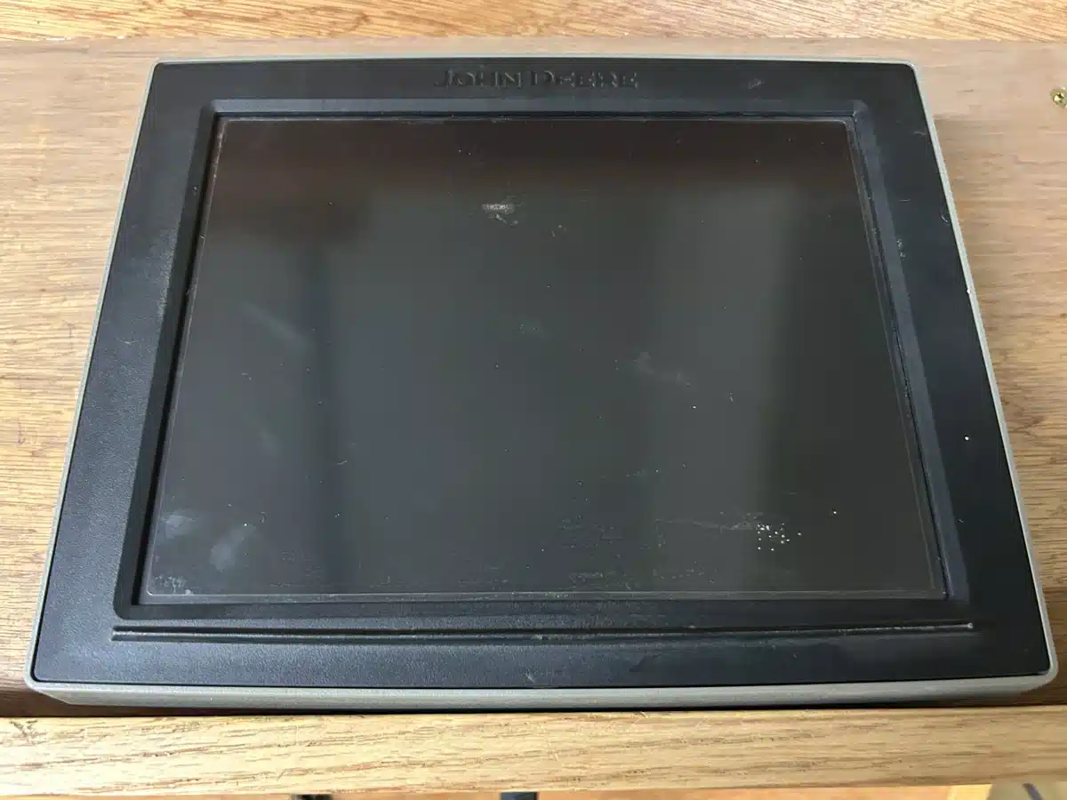 Gallery image 1 for John Deere Gen4 Extend Monitor Guidance System