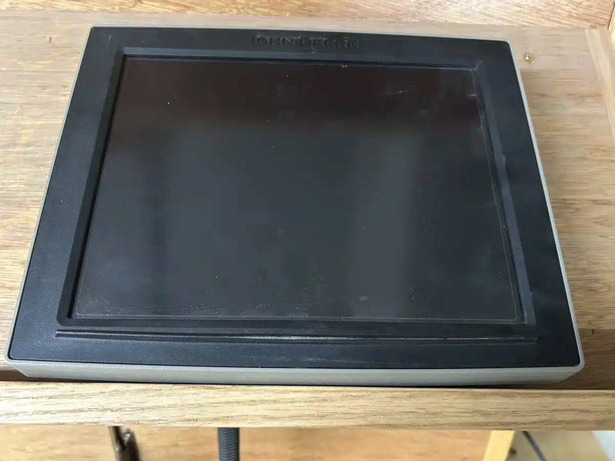 Gallery image 1 for John Deere Gen4 Extend Monitor Guidance System