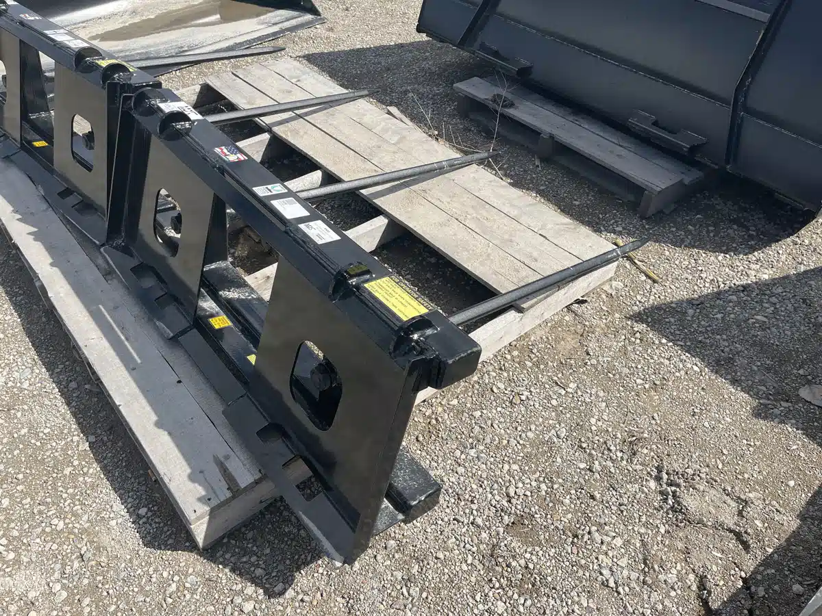 New 2022 MDS Manufacturing 5202G Global carrier 2 tine Bale Stabber Bale Spear