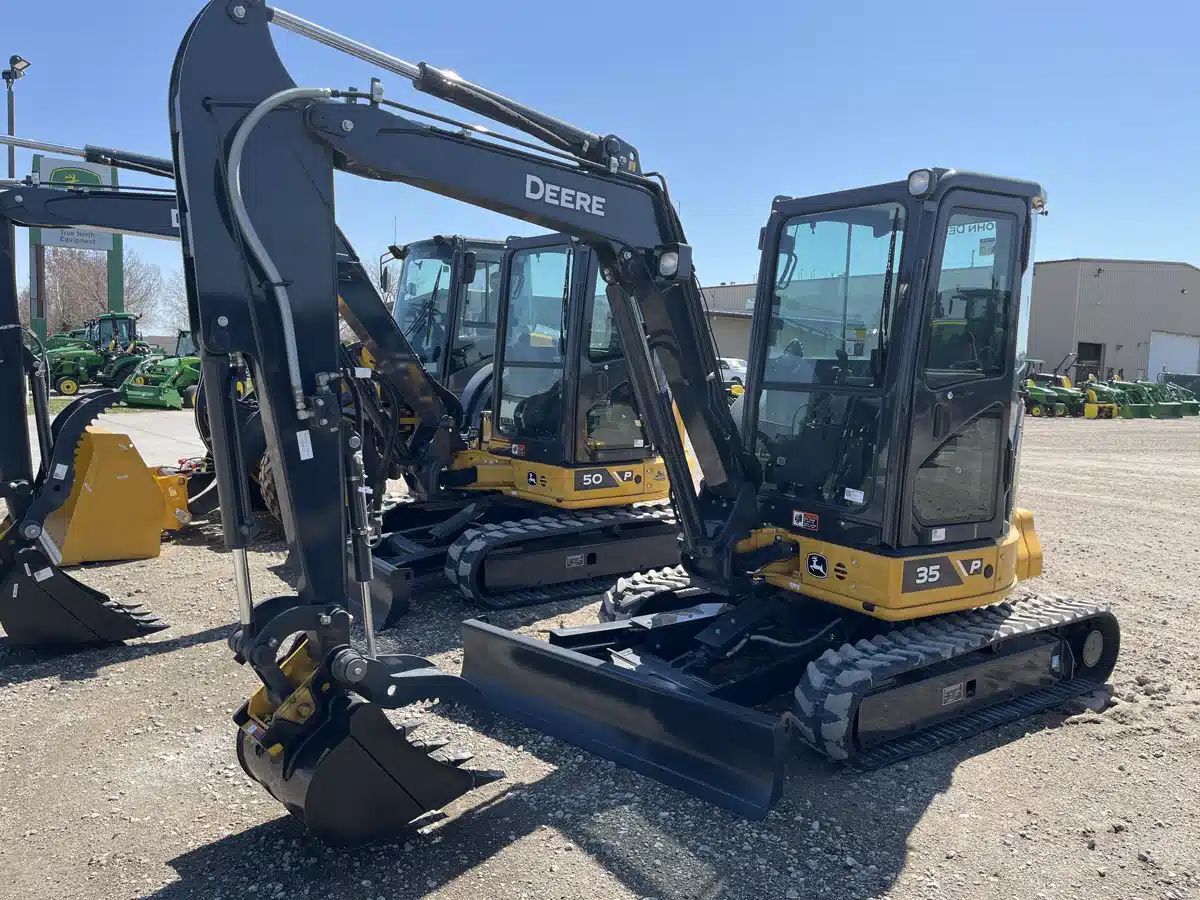 Gallery image 1 for 2023 John Deere 35 P Excavator