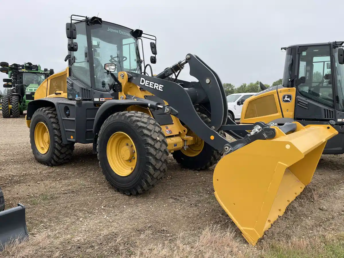 Gallery image 1 for 2024 John Deere 344P Tractor Loader