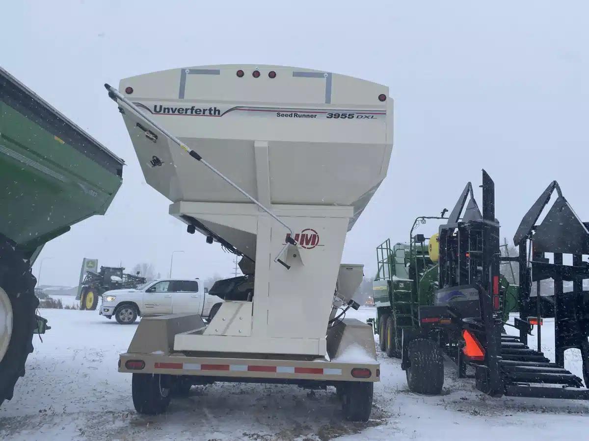 Gallery image 2 for 2024 Unverferth 3955DXL Tender