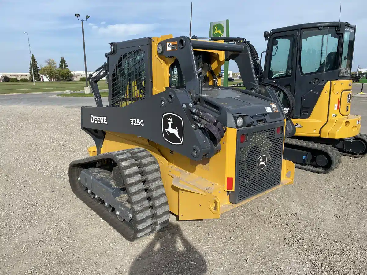Gallery image 2 for 2023 John Deere 325G Track Loader