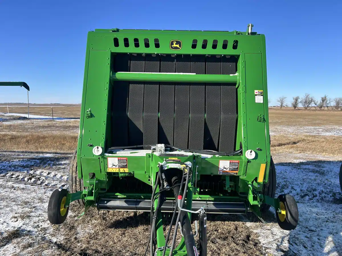 Gallery image 2 for 2023 John Deere 550M Round Baler