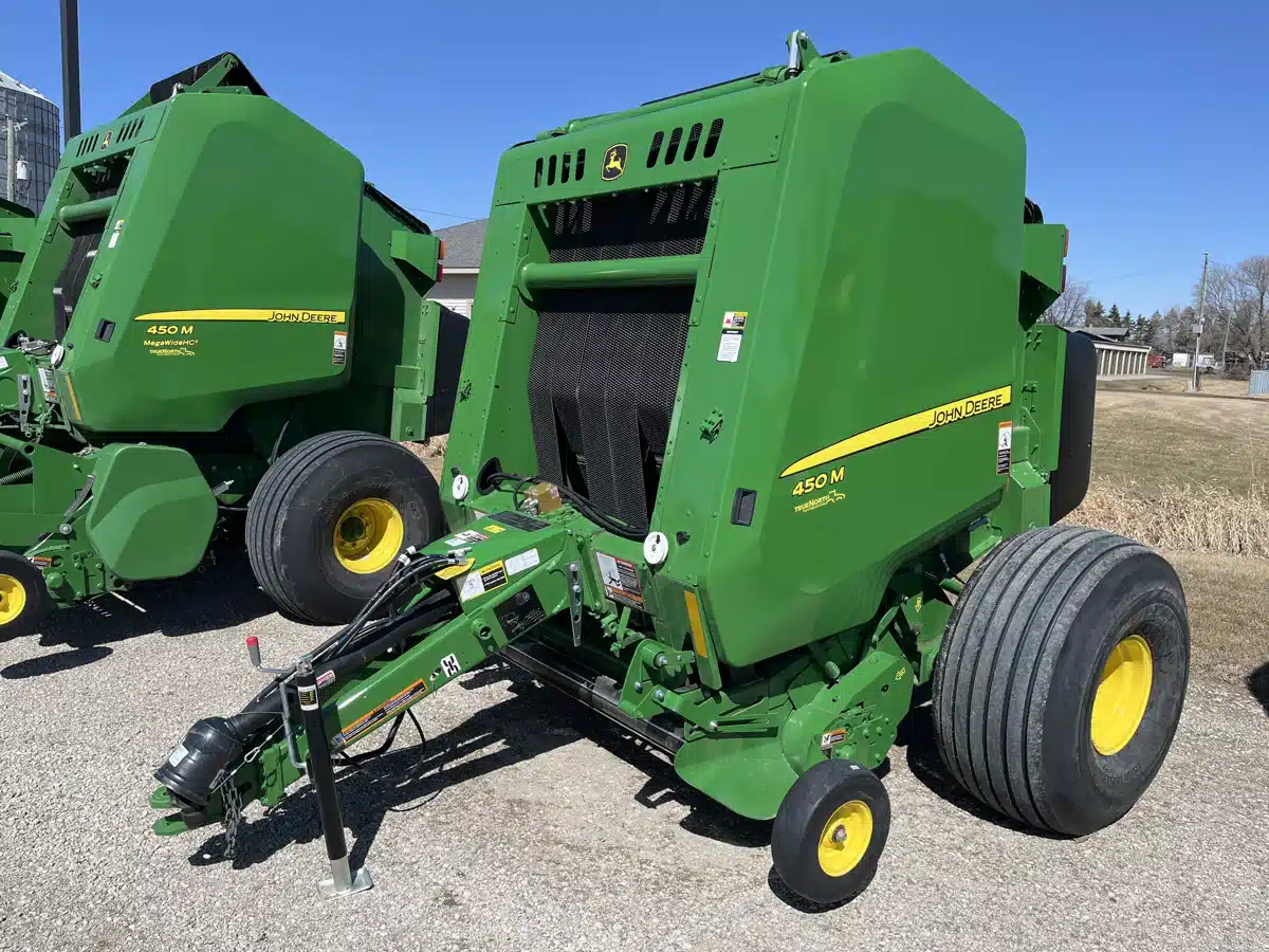 Gallery image 1 for 2023 John Deere 450M Round Baler