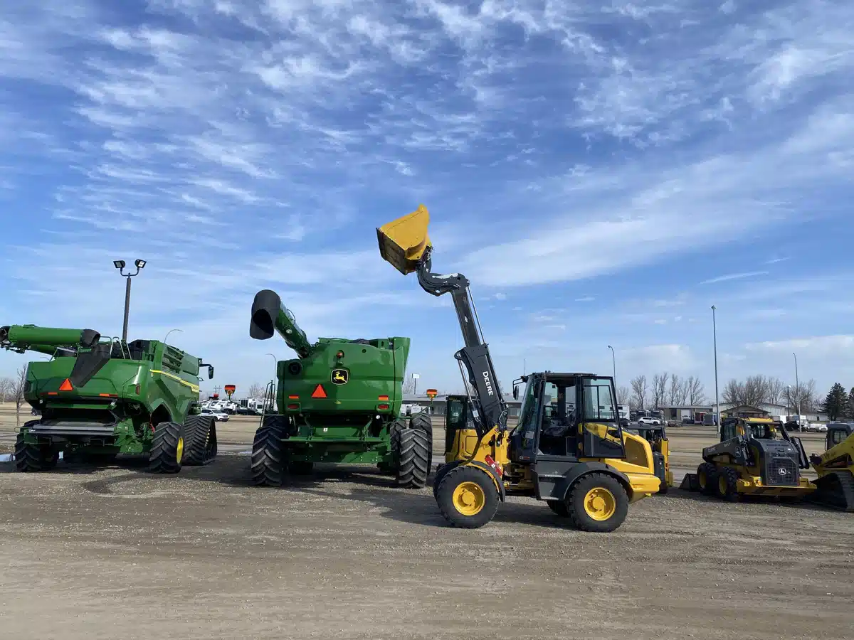 Gallery image 1 for New 2025 John Deere 326 P Tractor Loader