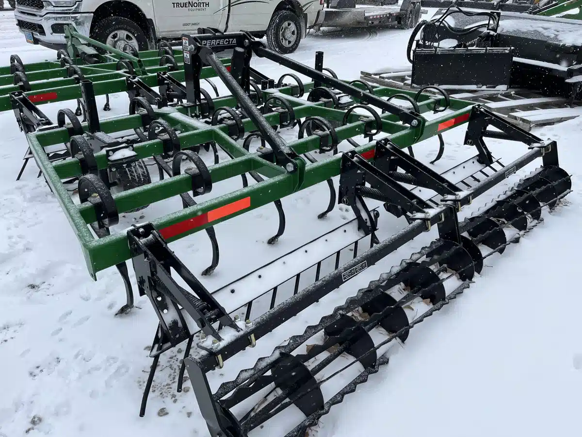 Gallery image 1 for 2024 Unverferth 10' Perfecta Cultivator