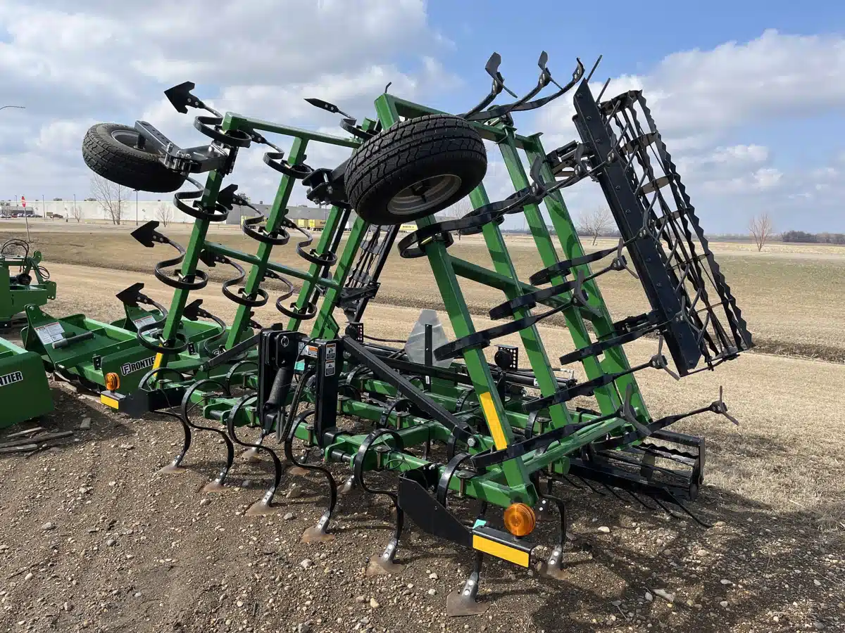 New 2024 Unverferth 22' Perfecta Cultivator