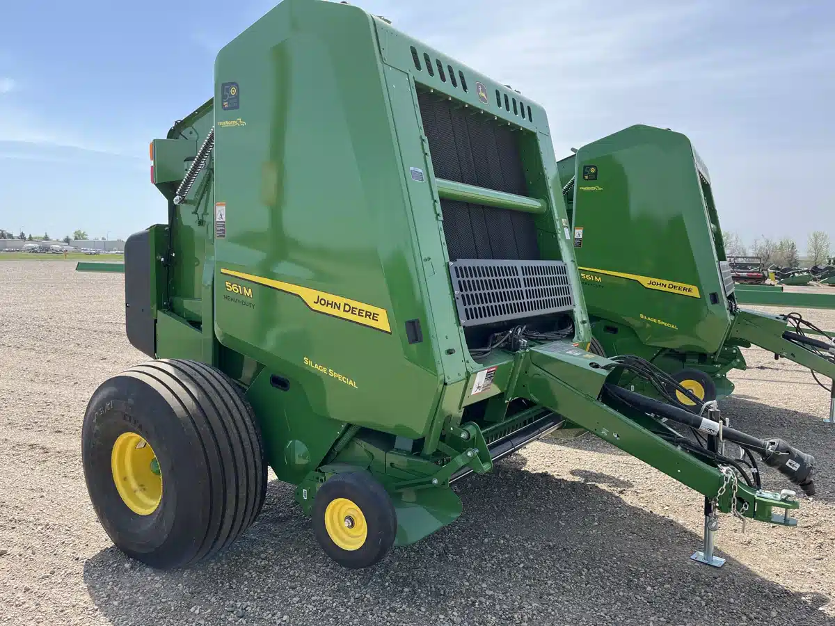 Gallery image 1 for 2025 John Deere 561M Round Baler