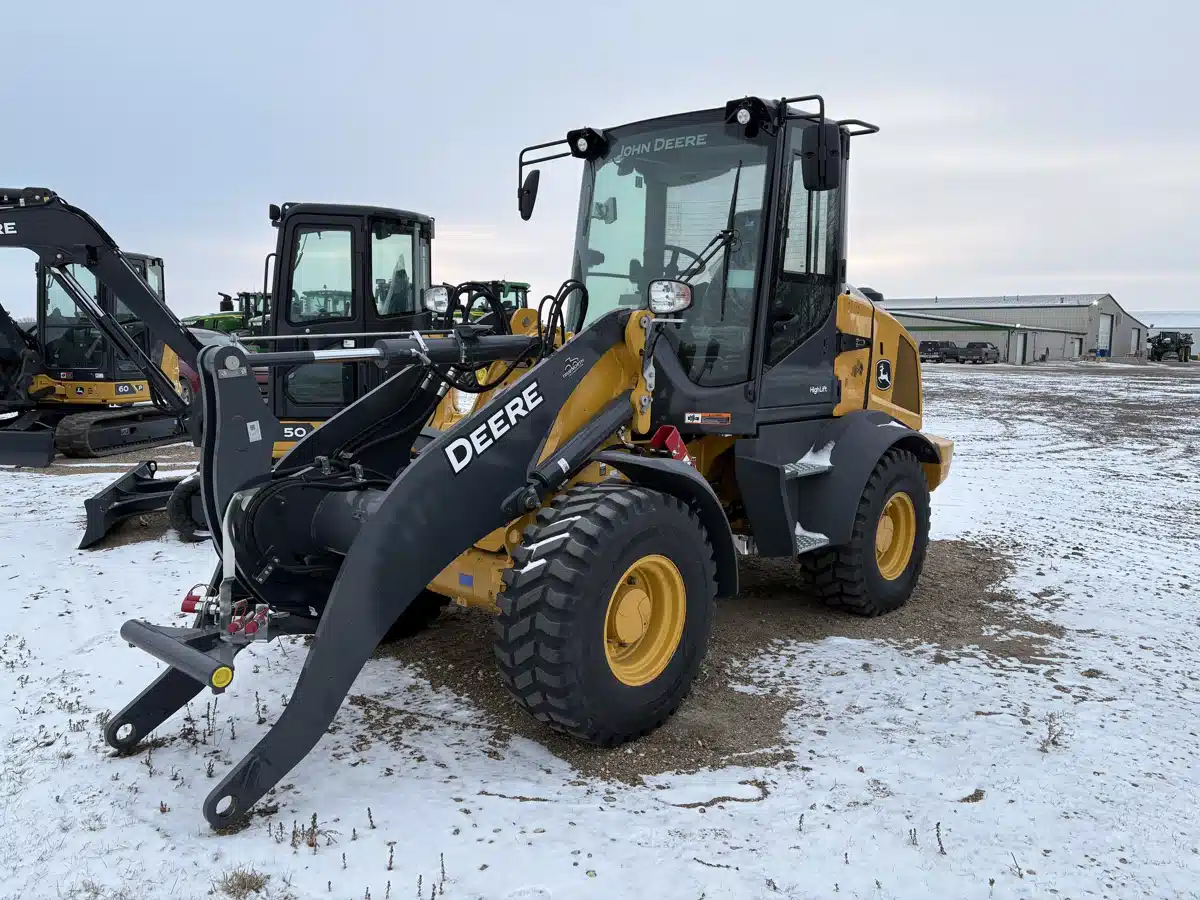 Gallery image 1 for 2025 John Deere 324P Tractor Loader