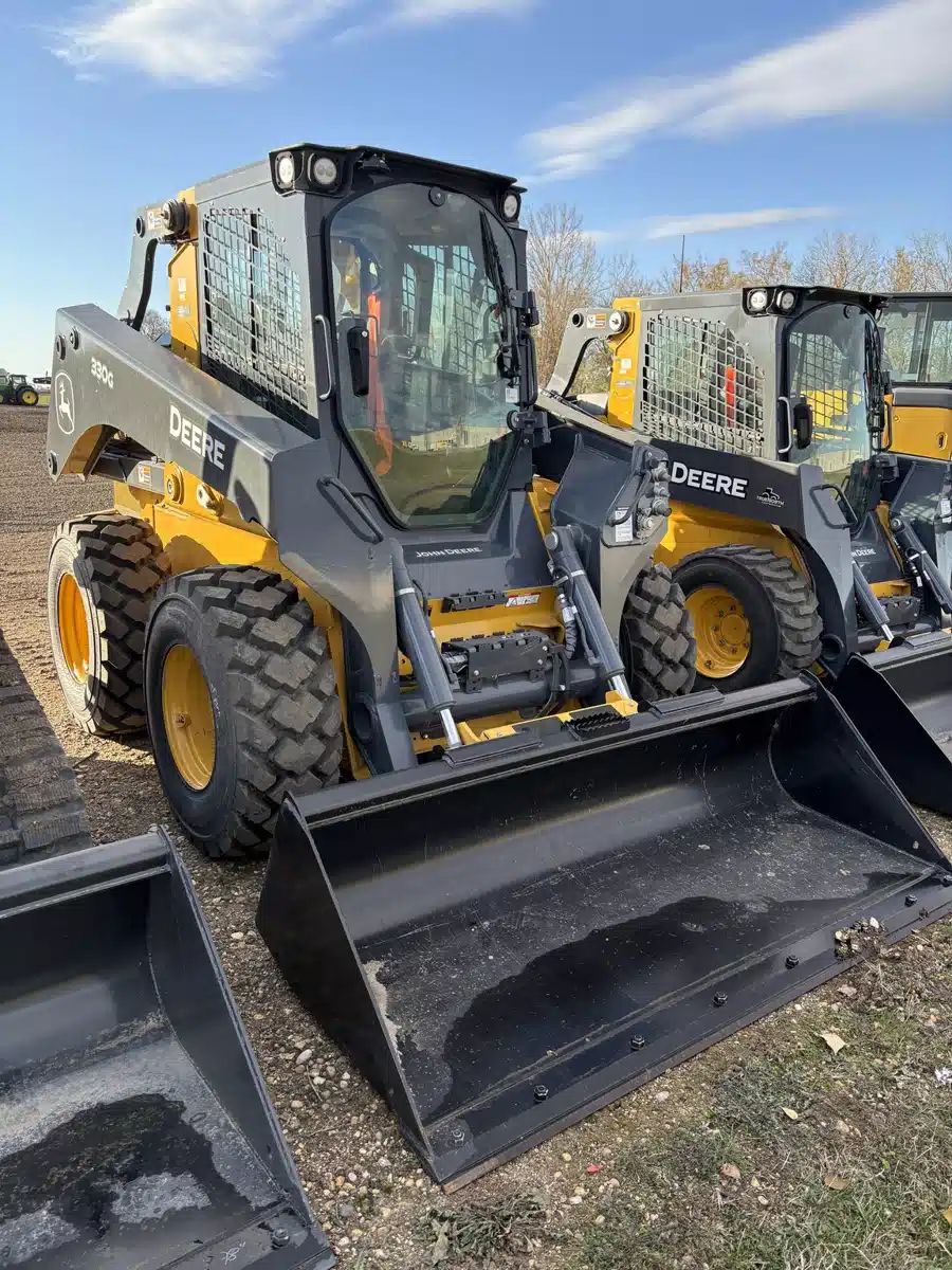 Gallery image 2 for 2023 John Deere 330G Skid Steer