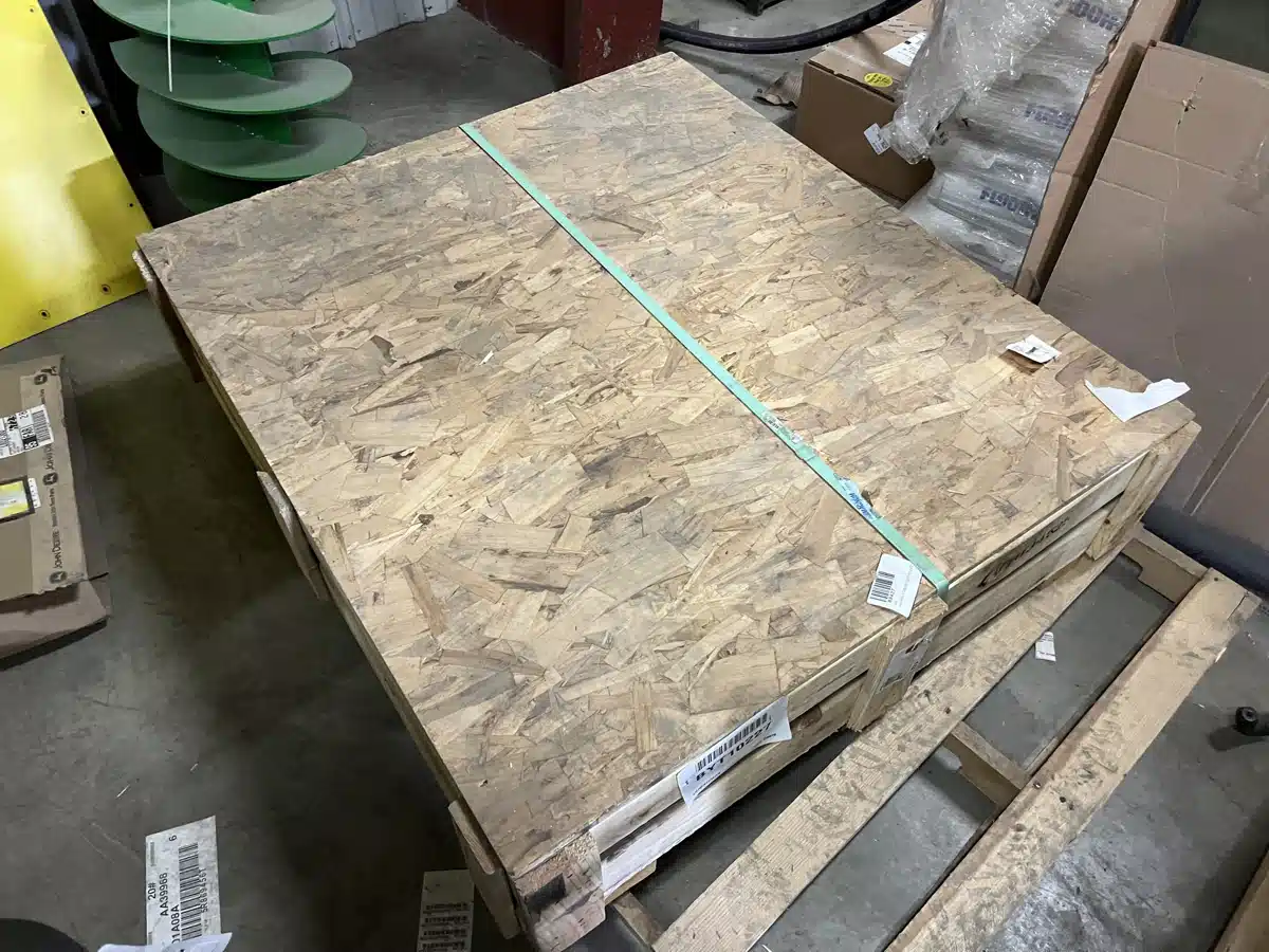 Gallery image 1 for 2024 John Deere BYT10227 Standard front door for many SSL / CTL Attachment