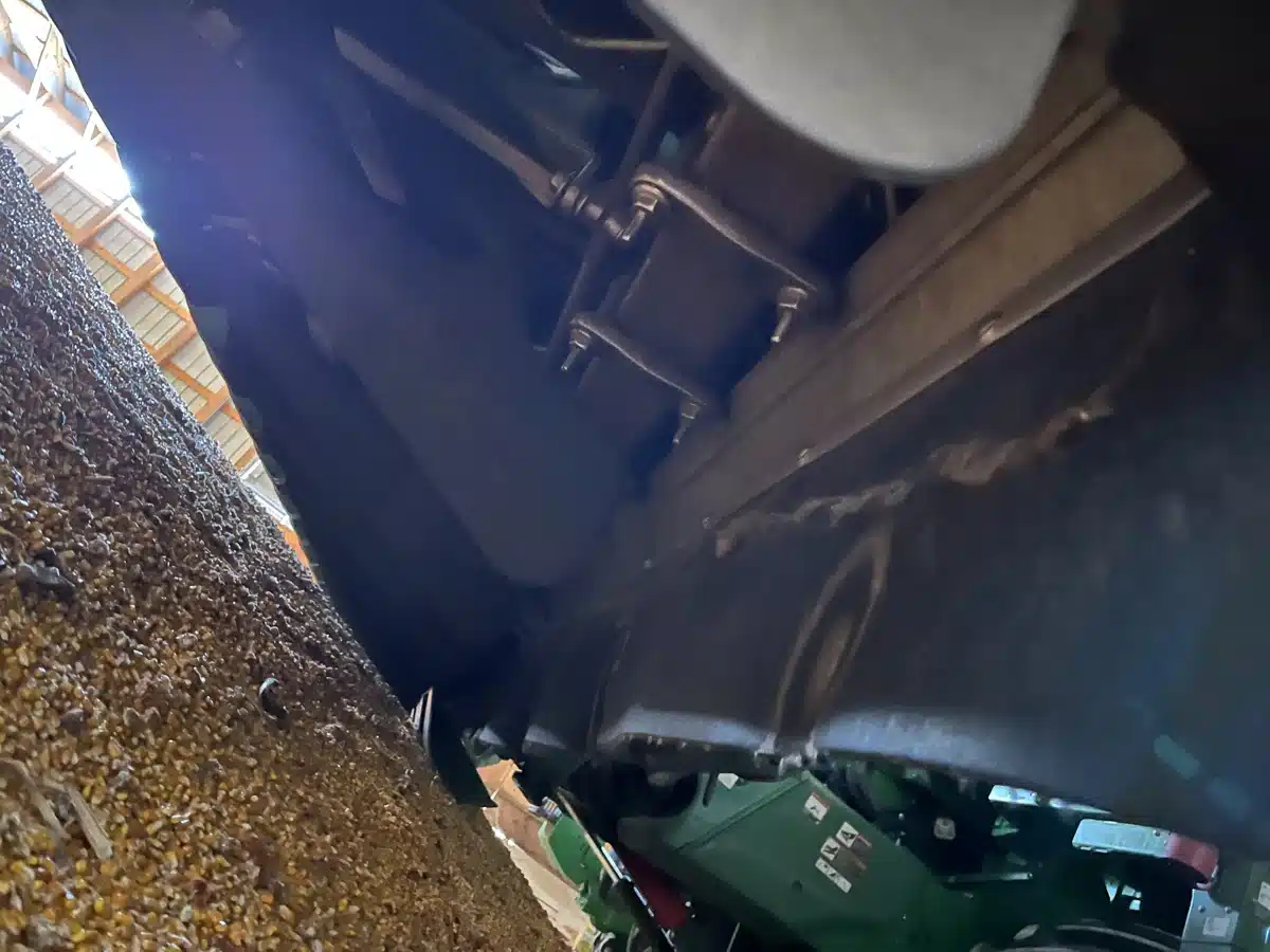 Gallery image 2 for 2021 John Deere C18R Header - Row Crop