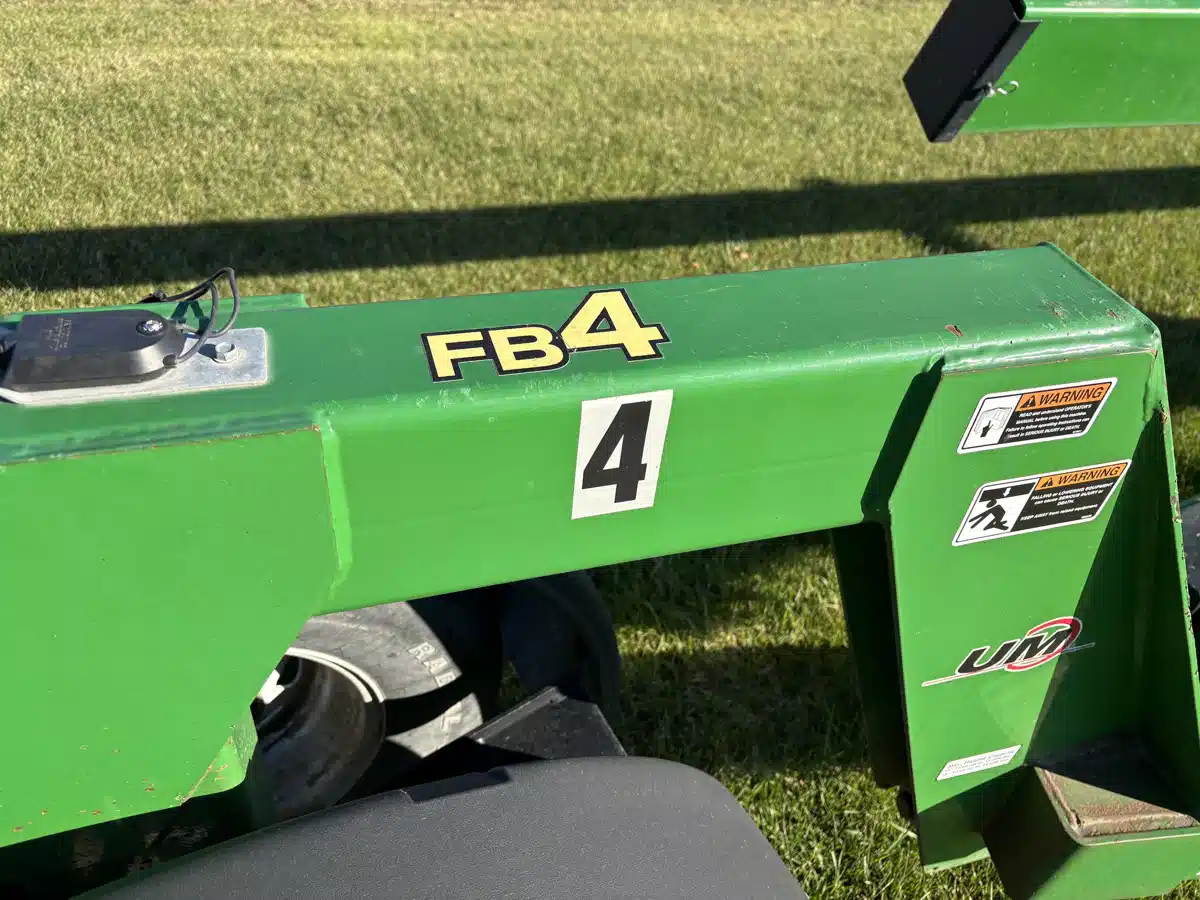 Gallery image 2 for Used 2017 Unverferth 548 Road Runner Header Cart