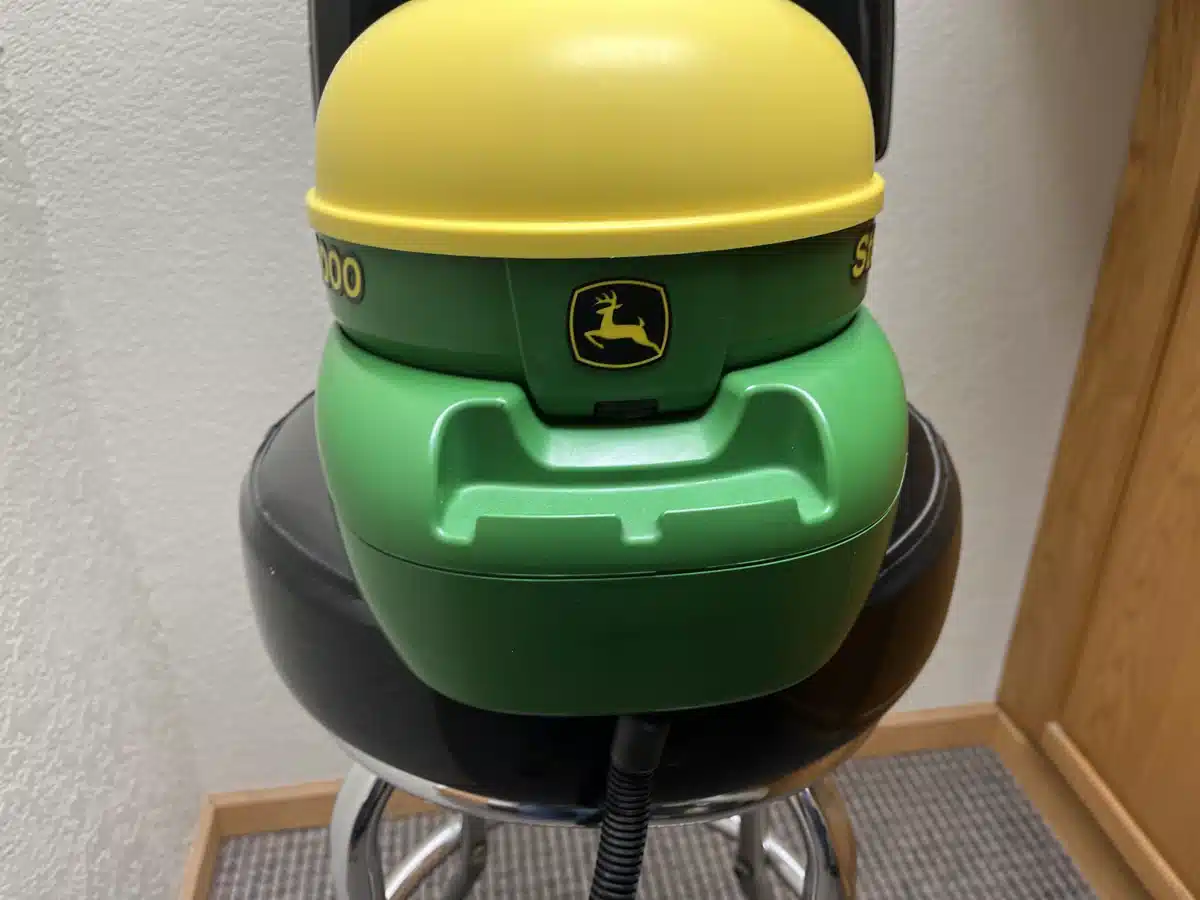 Gallery image 1 for 2012 John Deere STARFIRE 3000 SF2 Guidance System