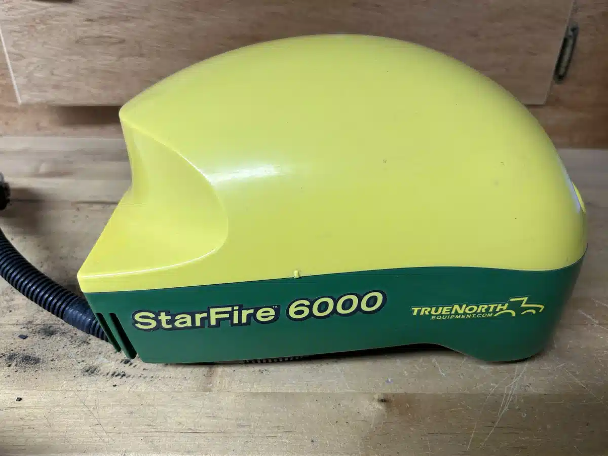 Gallery image 1 for 2018 John Deere StarFire 6000 RTK ready Guidance System