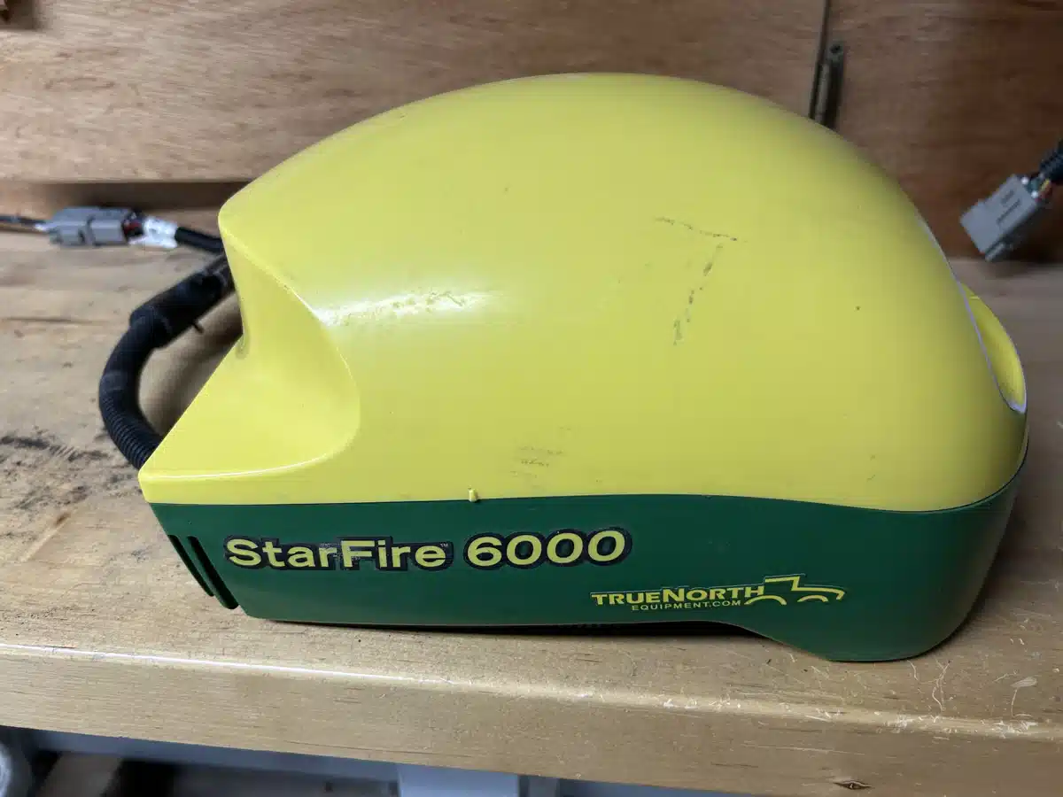 Gallery image 1 for 2020 John Deere StarFire 6000 SF3 Ready Guidance System