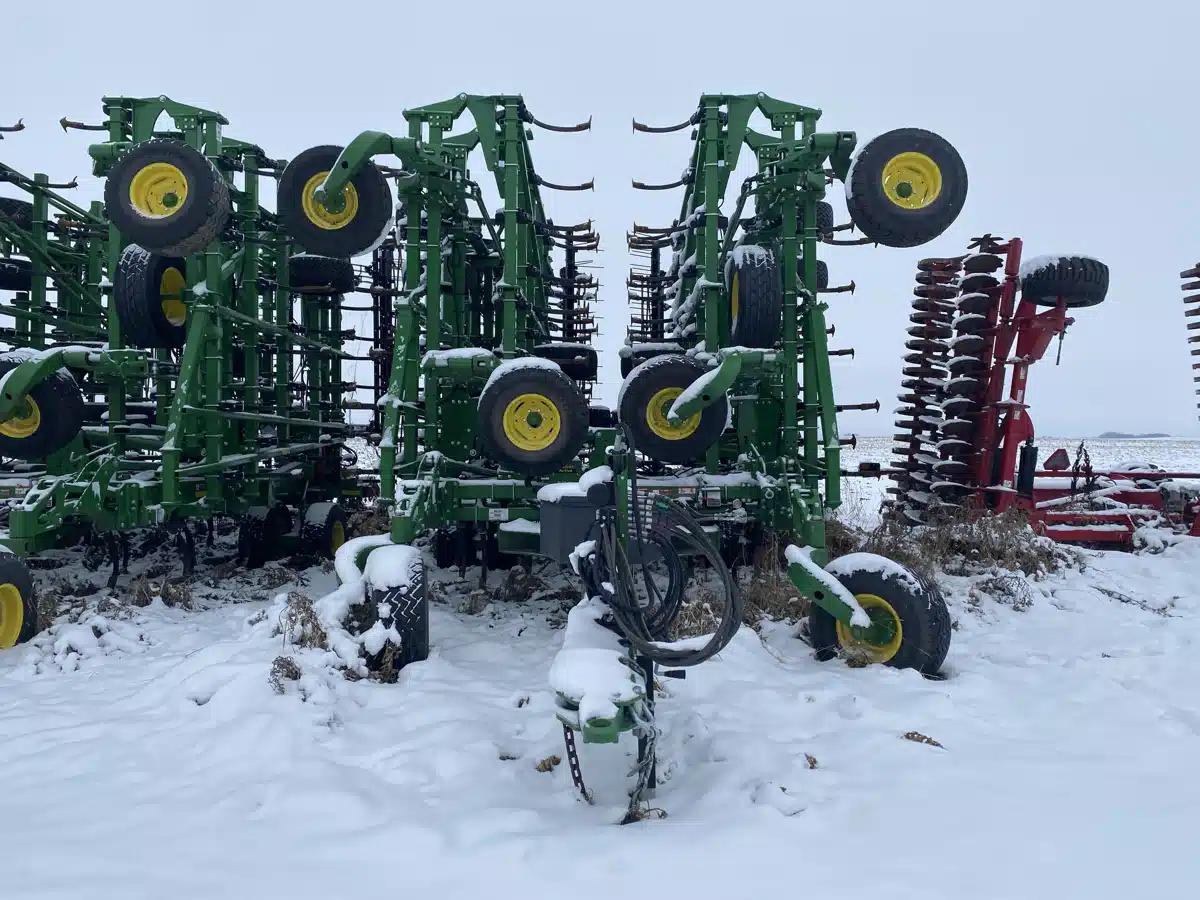 Gallery image 2 for Used 2025 John Deere 2230FH Cultivator
