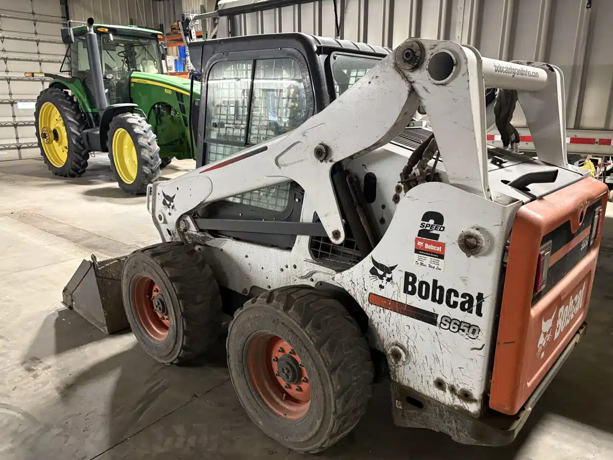 Gallery image 2 for Used 2012 Bobcat S650 Skid Steer