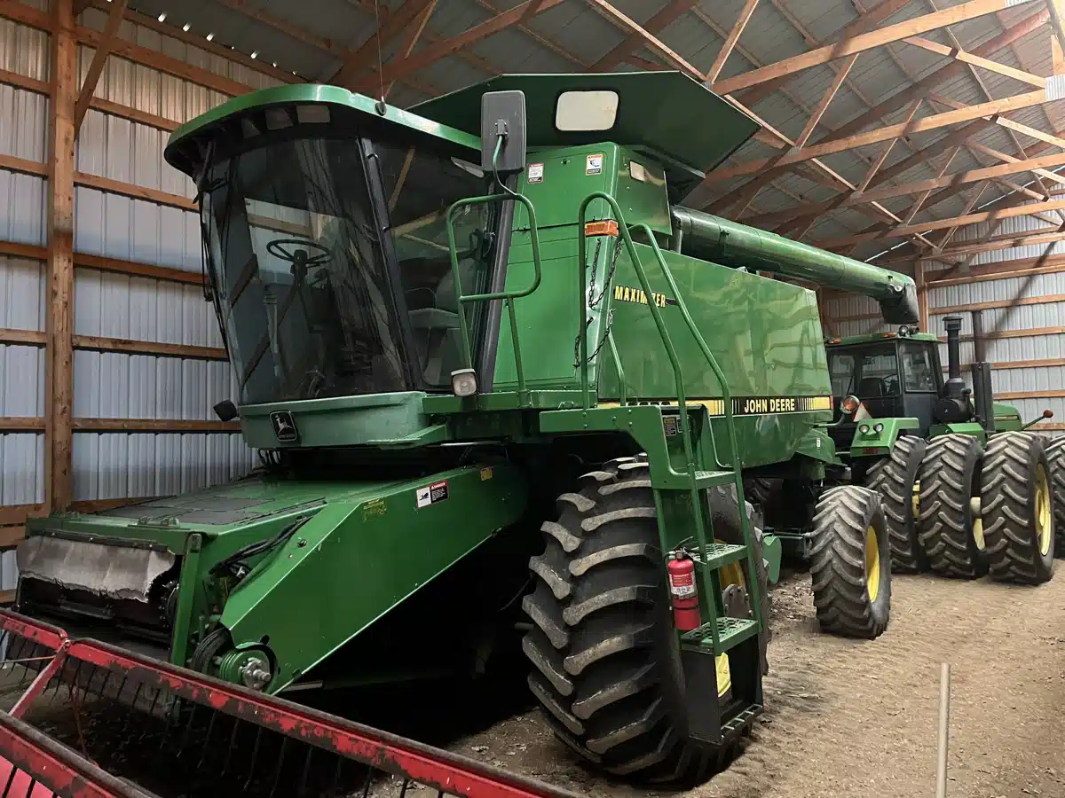 Gallery image 1 for Used 1995 John Deere 9600 Combine