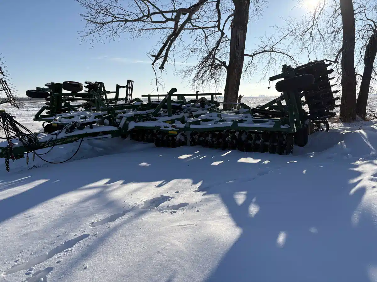 Gallery image 1 for Used 2018 Great Plains 4000TM Vertical Tillage