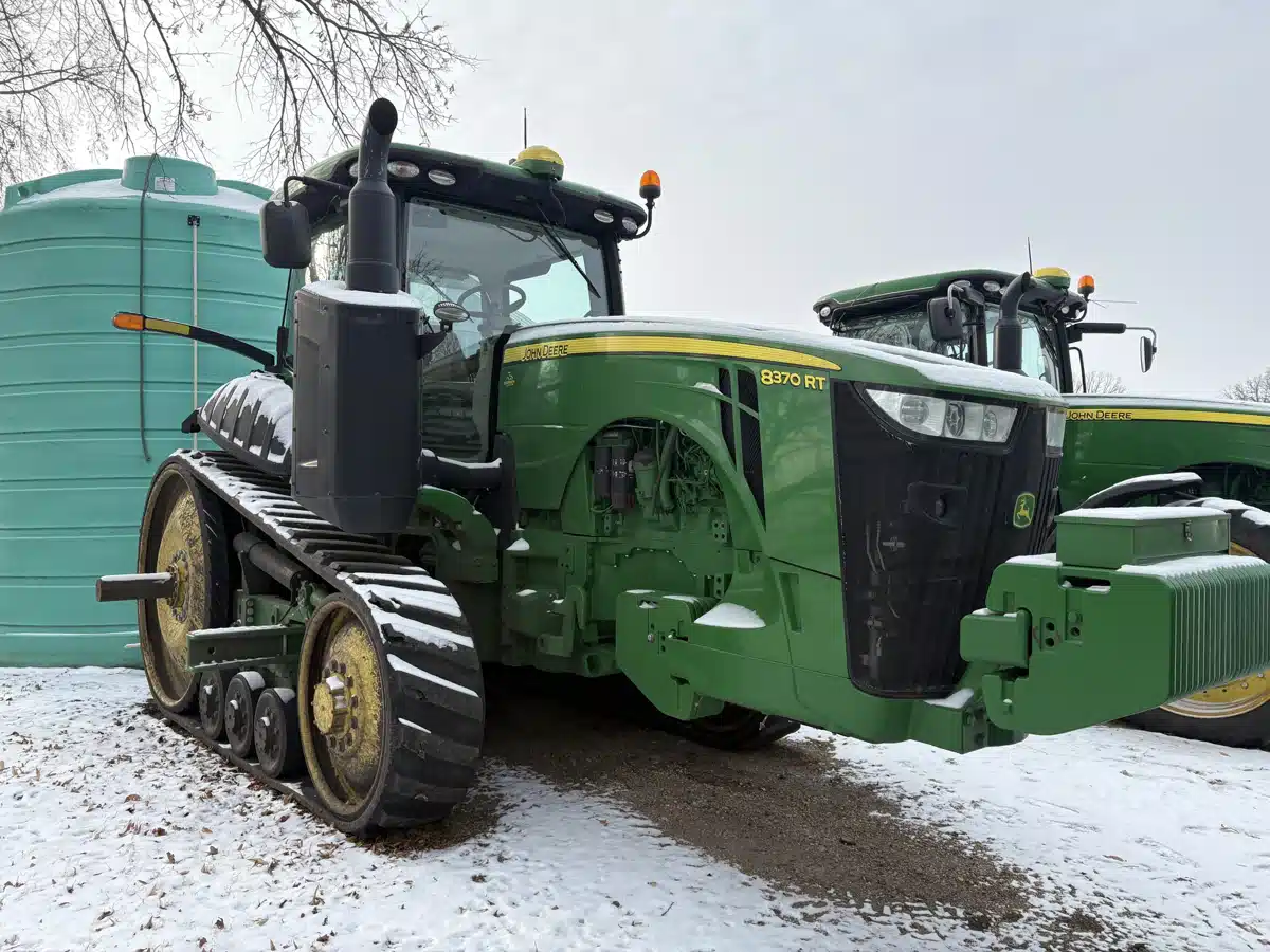 Gallery image 2 for 2017 John Deere 8370RT Tractor