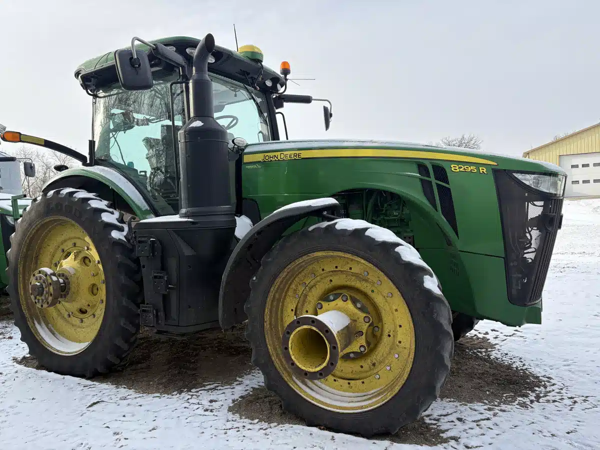 Gallery image 2 for 2017 John Deere 8295R Tractor