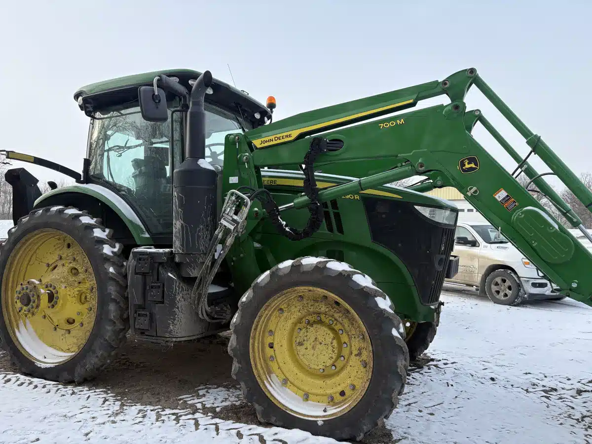 Gallery image 1 for 2017 John Deere 7290R Tractor