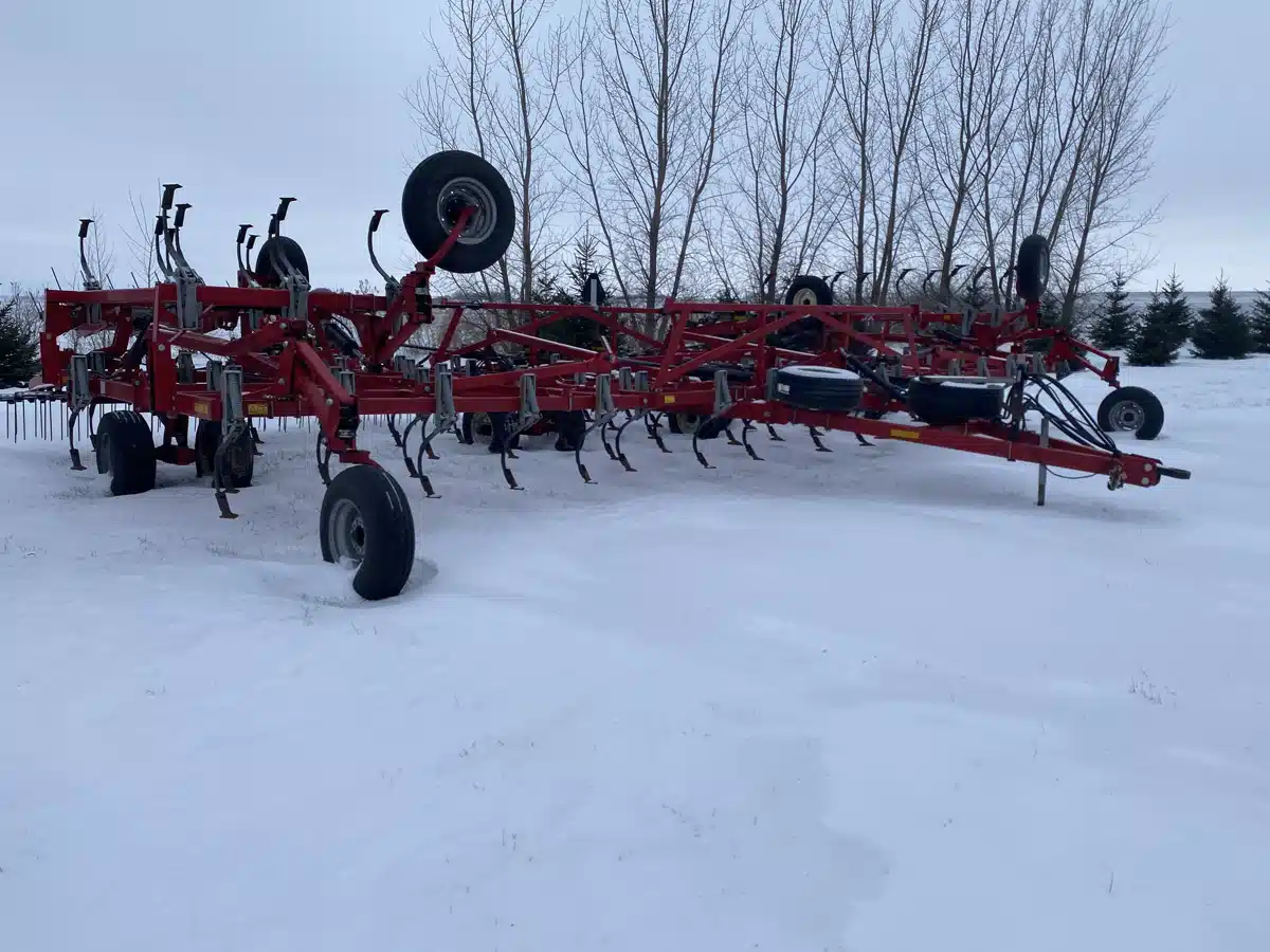 2015 Wil-Rich XL2 Cultivator