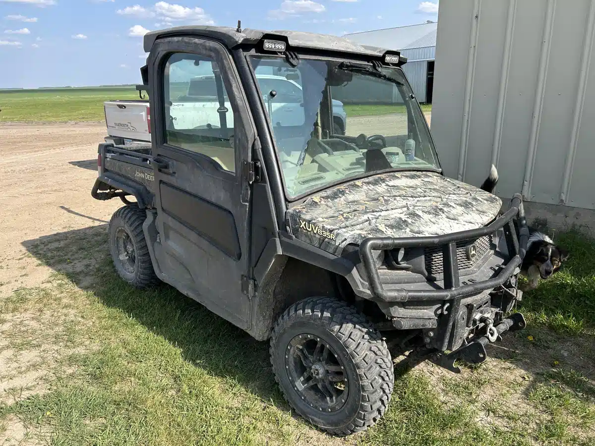 Gallery image 1 for 2020 John Deere XUV 835R Utility Vehicle