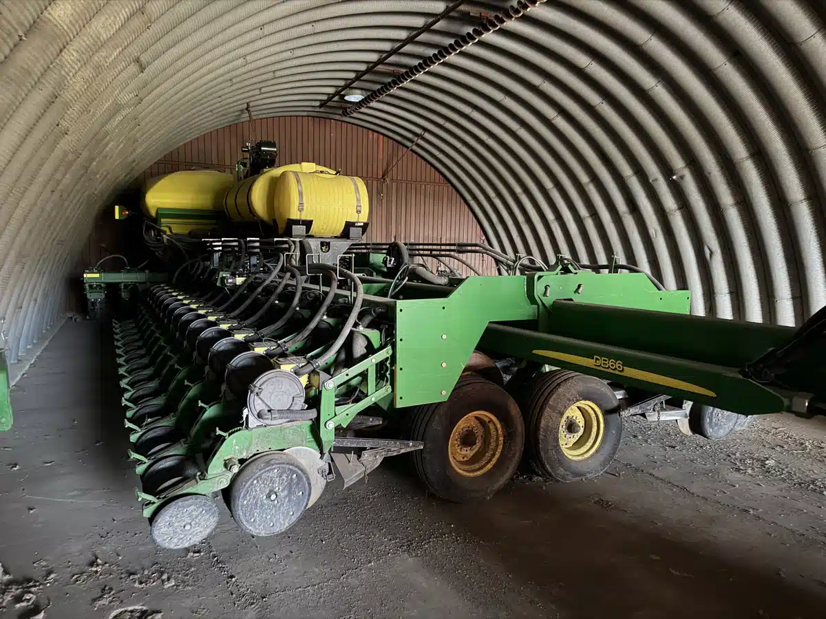 2013 John Deere DB66 Planter