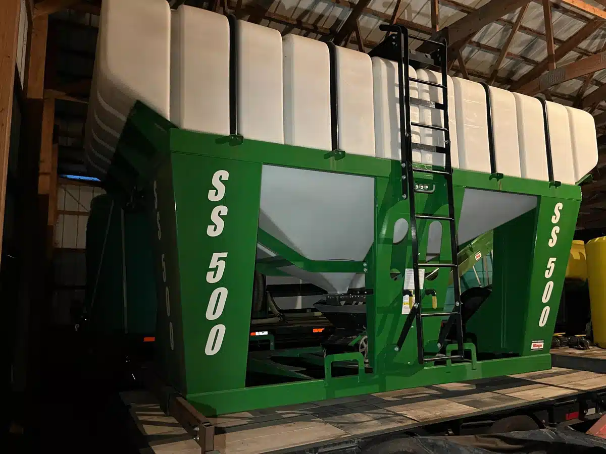 2013 Seed Shuttle 500 Tender