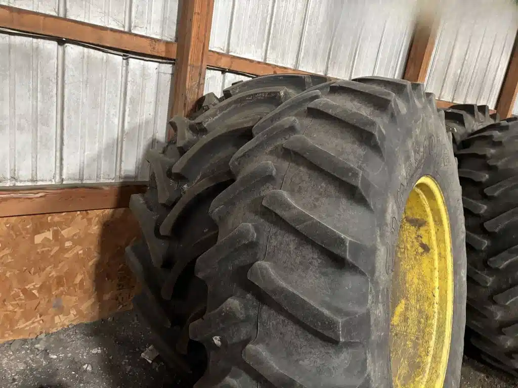 Gallery image 2 for 520 Tires