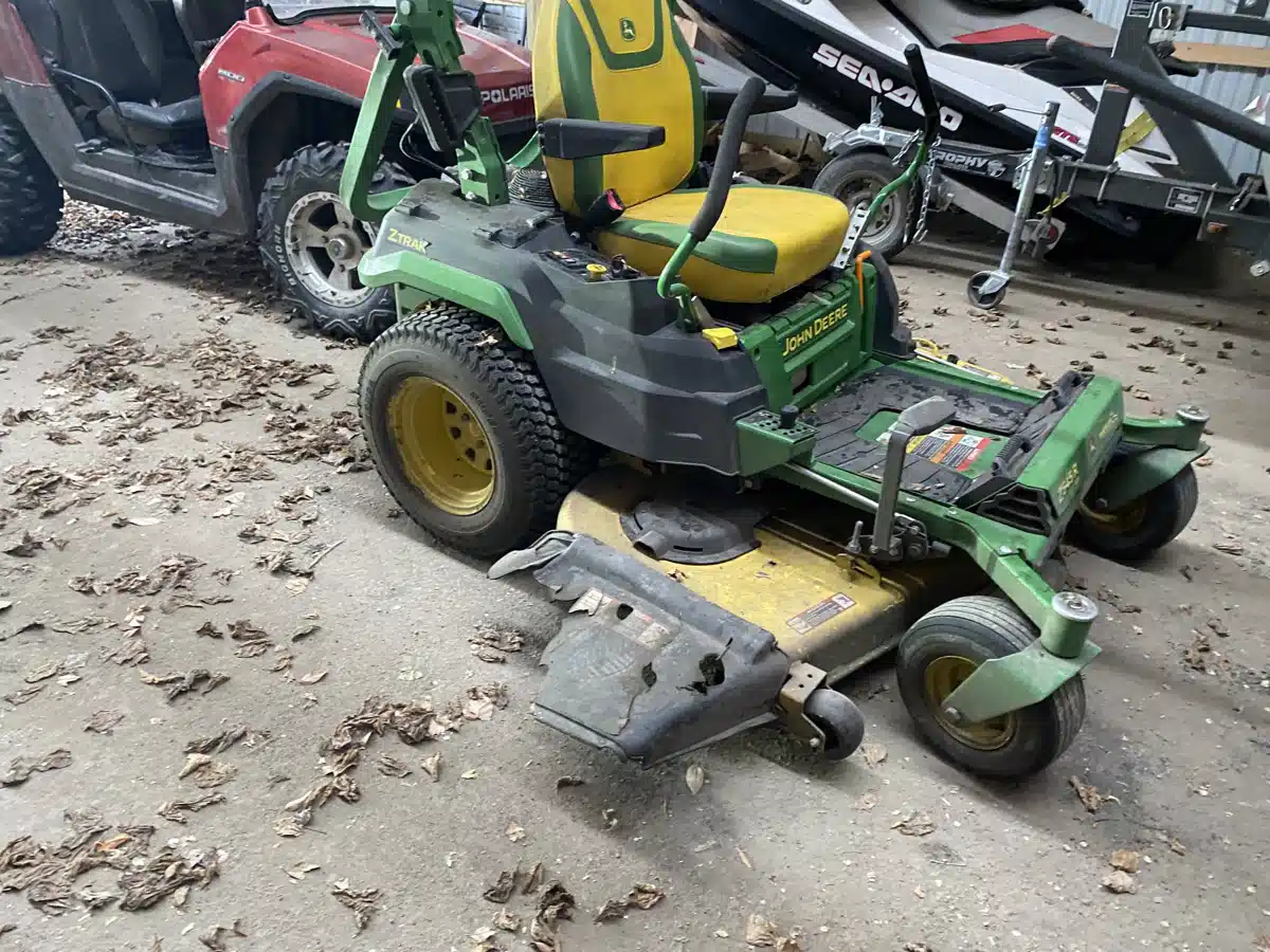 Gallery image 2 for 2021 John Deere Z545R Mower - Zero Turn