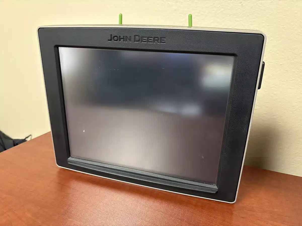 Gallery image 2 for 2021 John Deere 4640 Guidance System