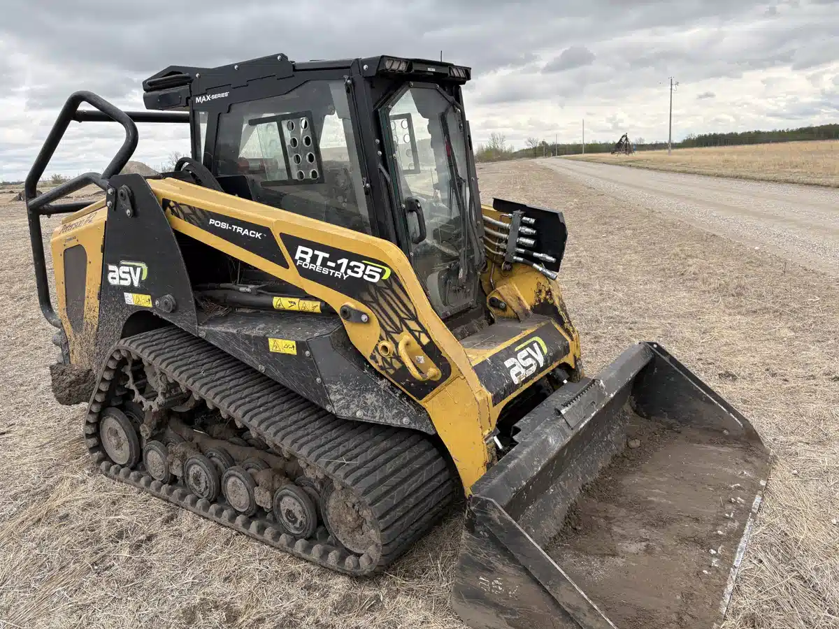 Gallery image 2 for 2022 ASV RT-135 FORESTRY Track Loader