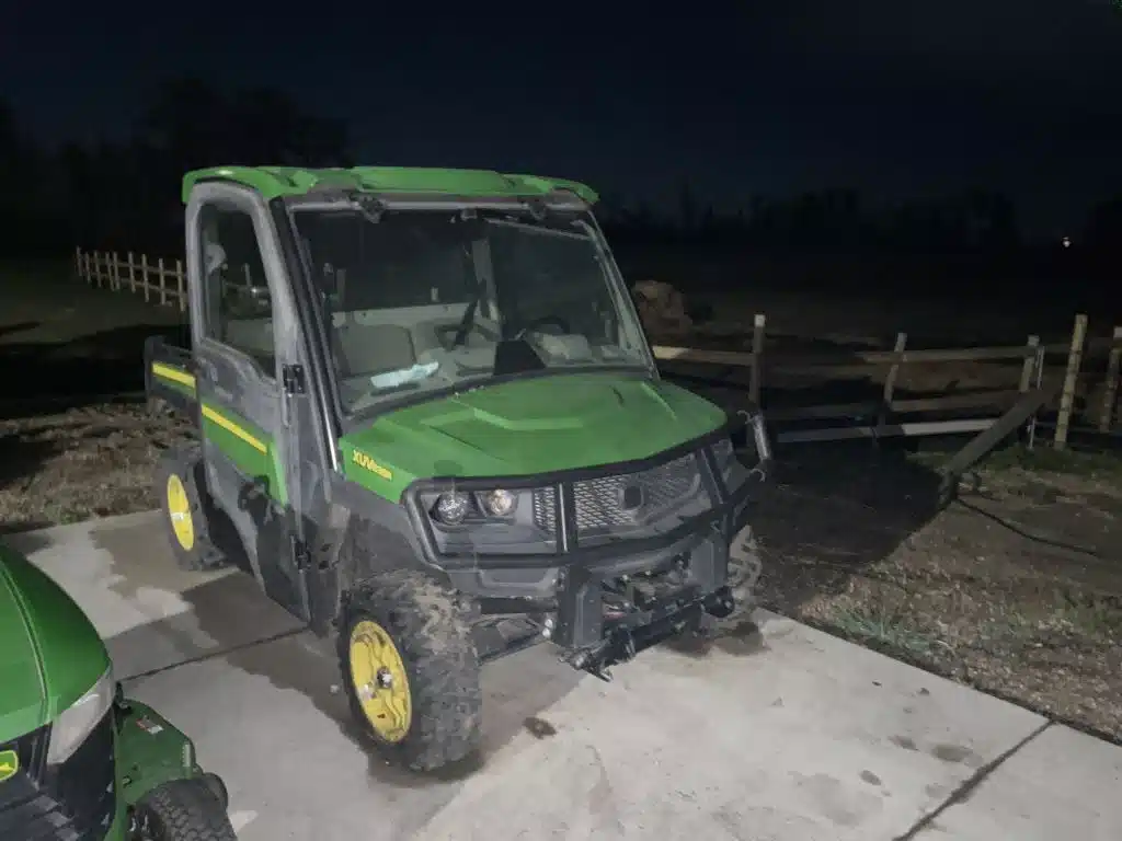 Gallery image 1 for 2018 John Deere XUV 835R Utility Vehicle